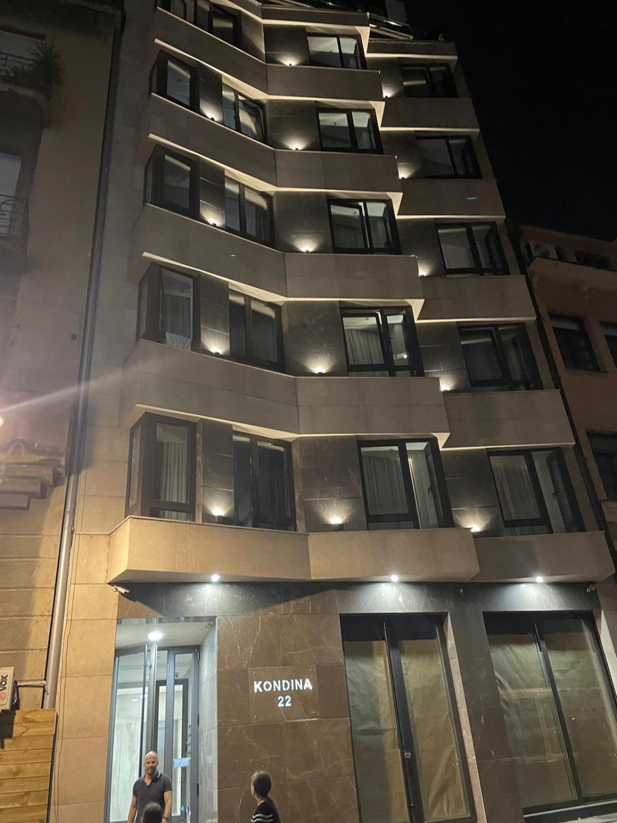 Kondina Suites Belgrad Exterior foto