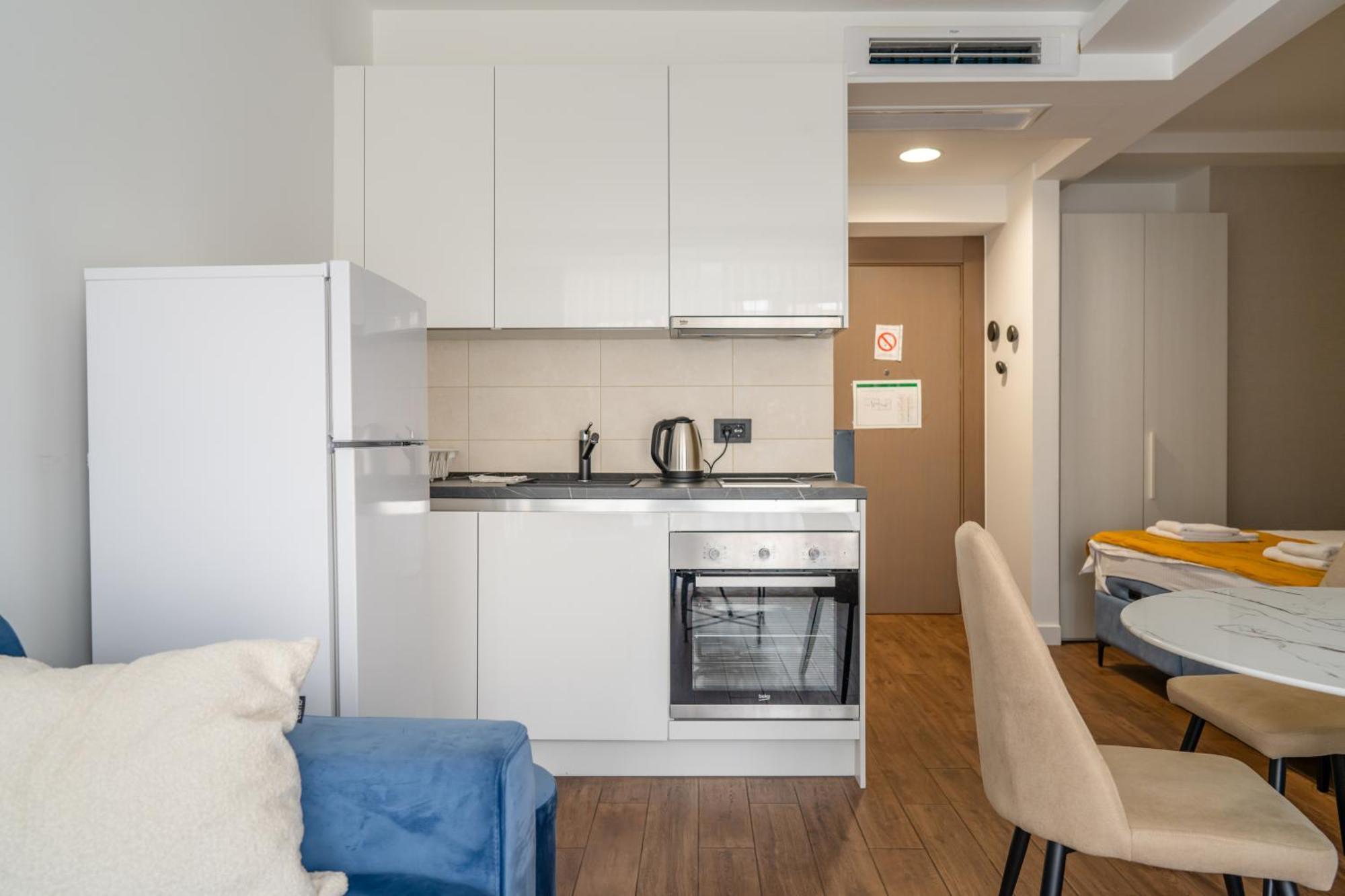 Kondina Suites Belgrad Exterior foto