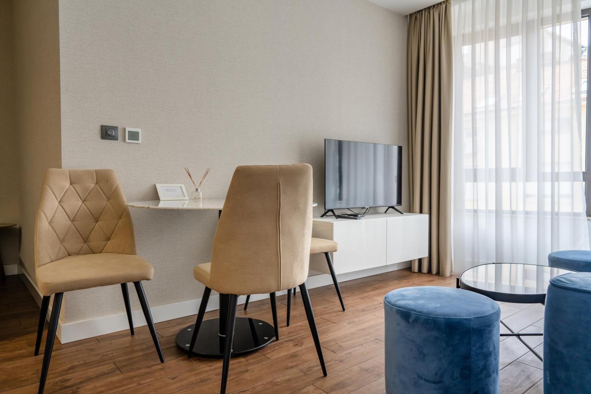 Kondina Suites Belgrad Exterior foto